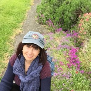 Meet your Posher, Elena